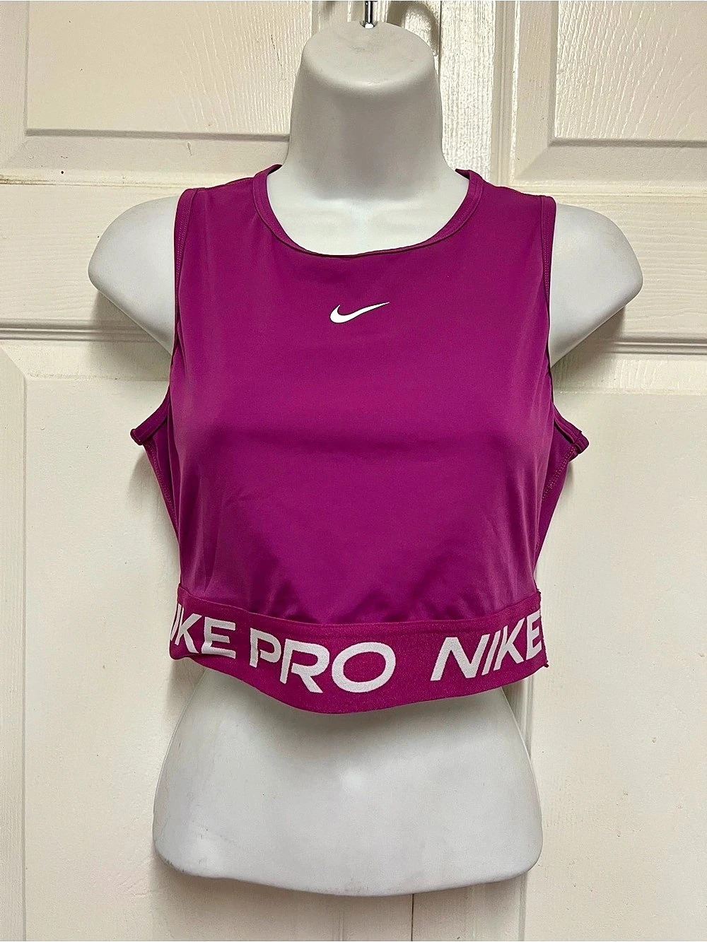 Nike Pro Dri-FIT Cropped Tank Top